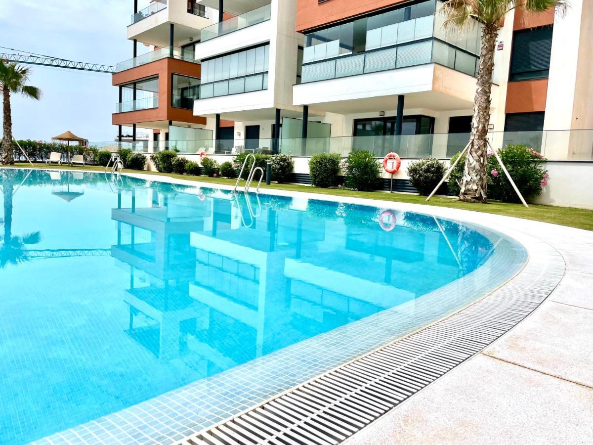 Magnificent 3 Bedroom Penthouse Appartement *