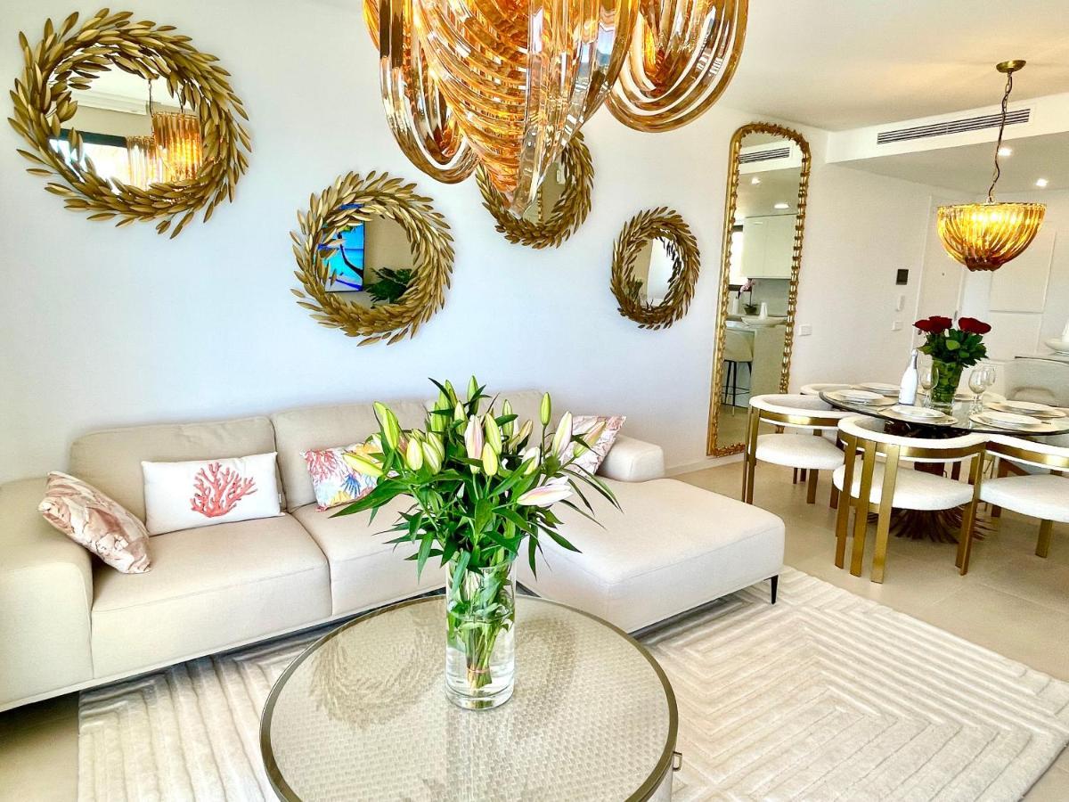 Appartement Magnificent 3 Bedroom Penthouse *