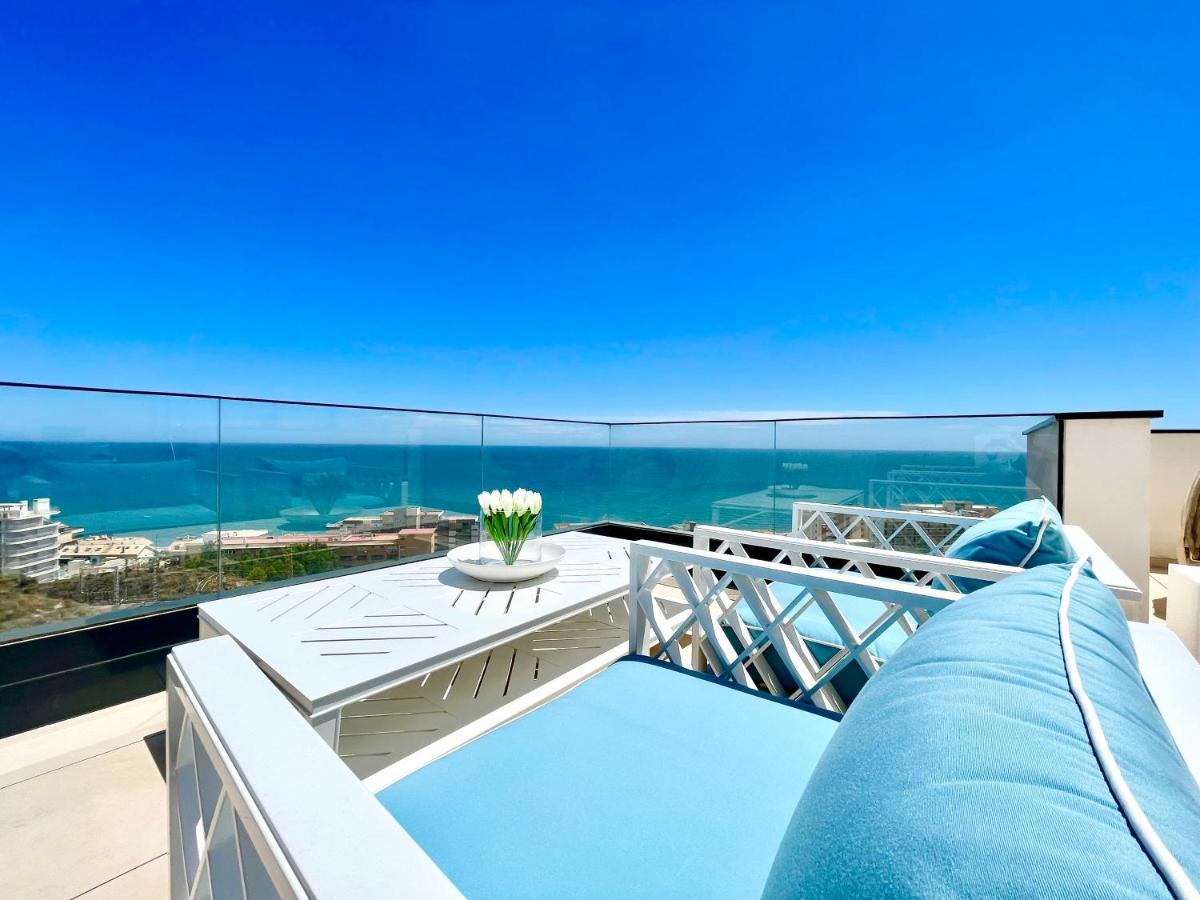 Appartement Magnificent 3 Bedroom Penthouse *